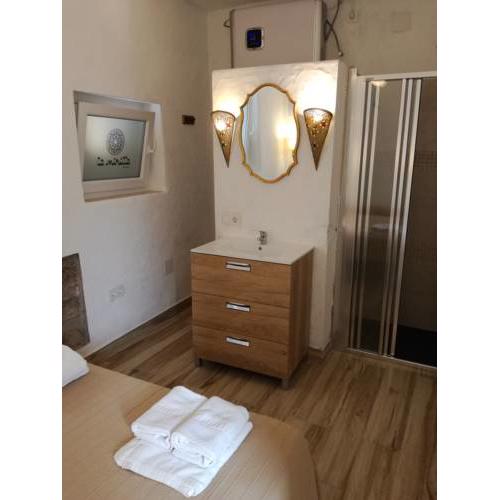 La Mirilla Suites 2