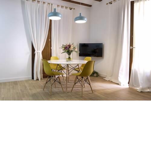 LA MOMA Apartments
