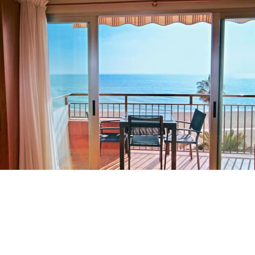 La Perla de Fuengirola Apartment by Rafleys