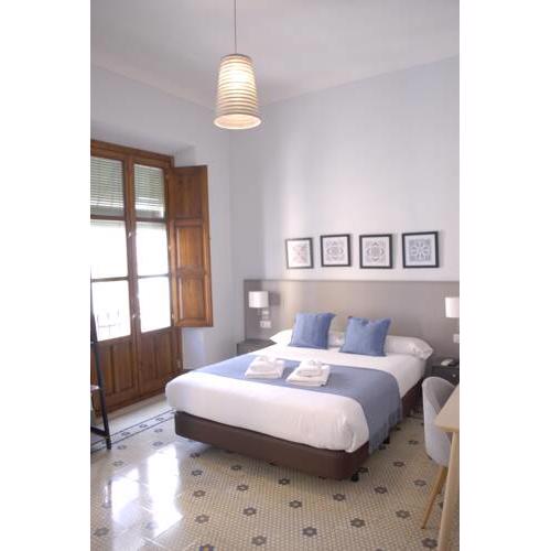 La Perla Granada Suites