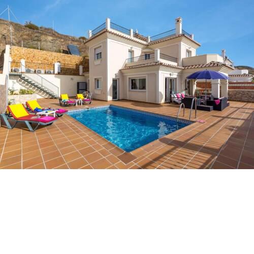 La Pia Deluxe Villa
