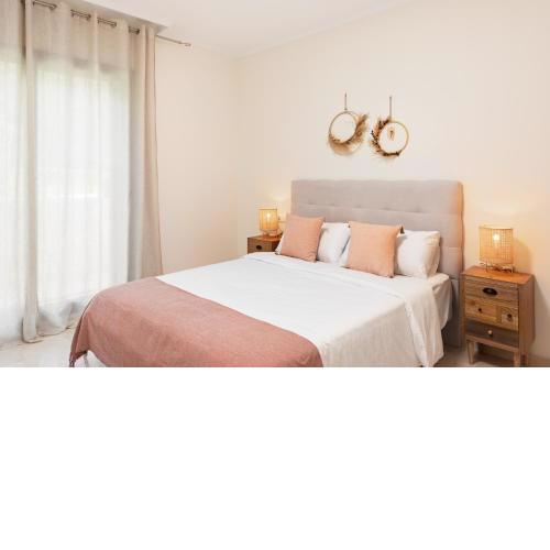 La Quinta 3 BR Apartment with pool and parking