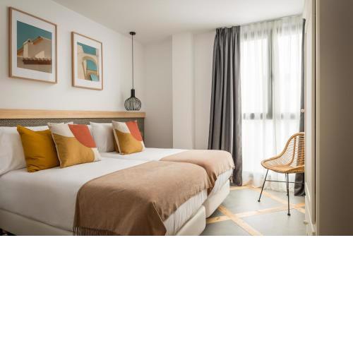 La Sal by Pillow
