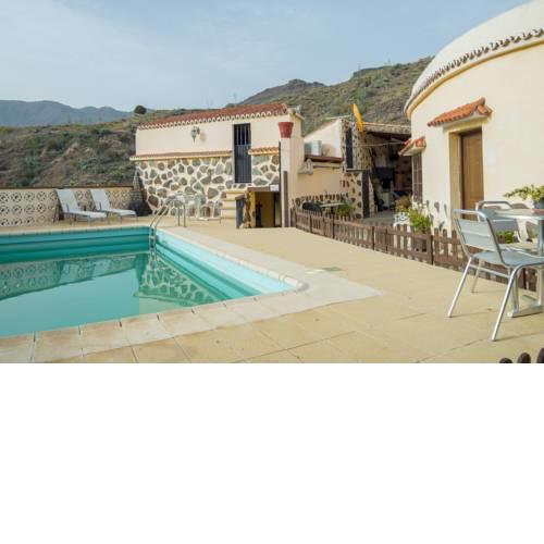 La Sorrueda Villa piscina compartida wifi by Lightbooking