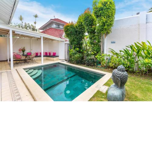 La Villa Oberoi (2 BR)