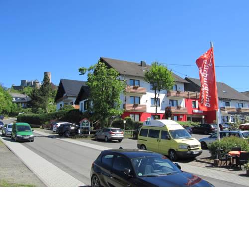 Land-gut-Race-Hotel zur Burg Nürburgring
