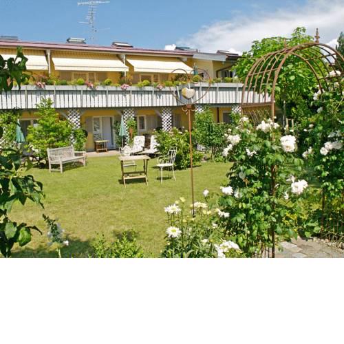 Landhotel Herzberger garni Zimmer & Ferienwohnungen