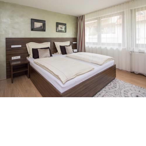 Landhotel Wolfschlugen