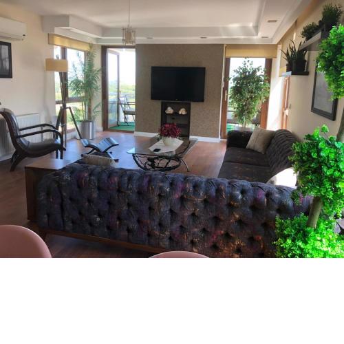 Lara Park Suites