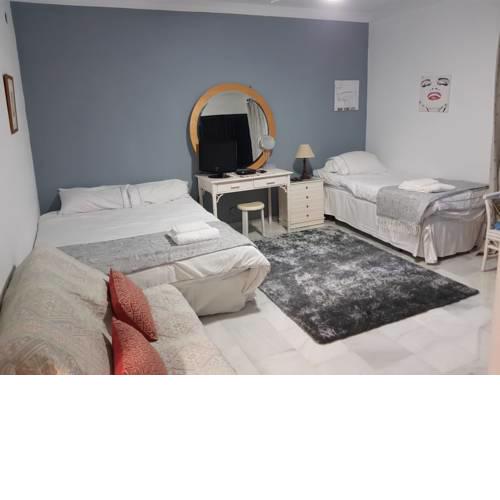 Large 2 bed Apt Puerto Banus Marina Private Parking