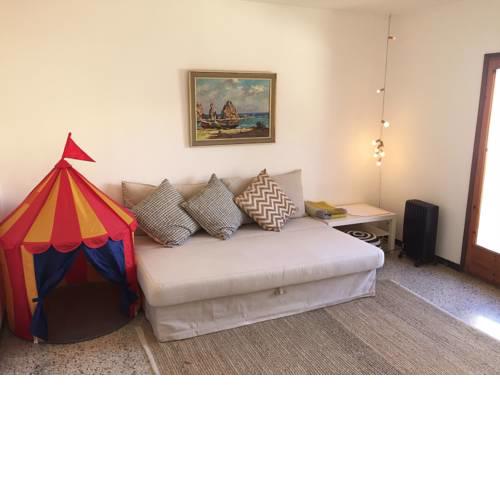 Large family house with private roof terrace
