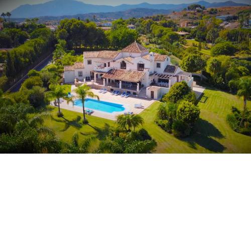 Large Immaculate Delightful Villa On 5000m2 With Private Pool, Golf Sea View