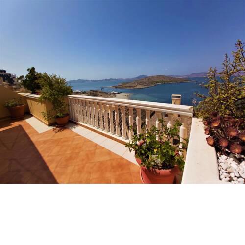 Large luxury house in the best area of La Manga