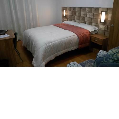 LARGE SUITE 90m2 LEÓN CENTRO