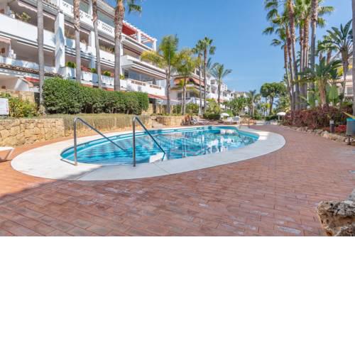Las cañas beach - Apartamento con jardín junto al mar.