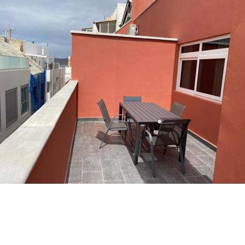 Las Canteras Ático con 28m2 de terraza Rosamar
