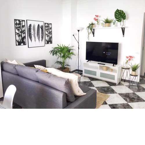 Las Canteras Flat VII by Canary 365