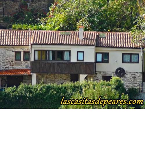 Las Casitas de Peares