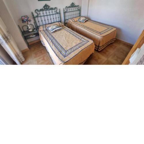 Las damas firstline apartment