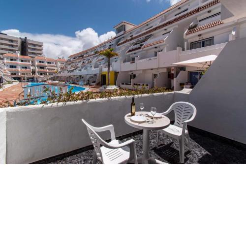 Las Floritas 21 - One Bed ground floor with pool view