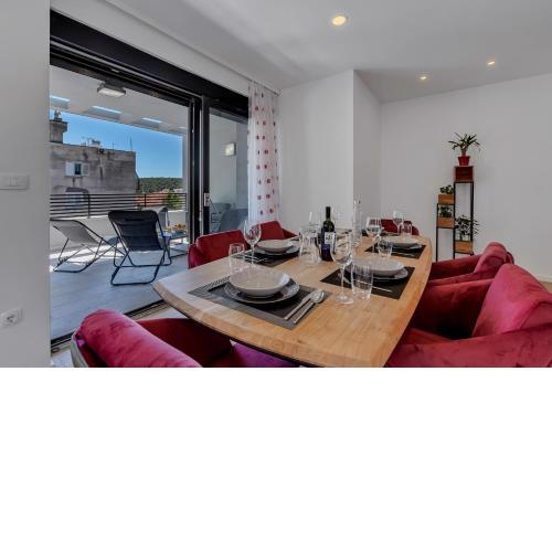 Laurus Makarska Accommodation