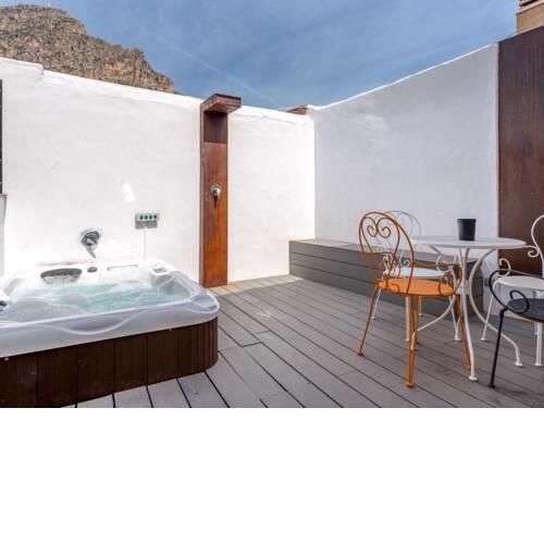 Lavish Holiday Home in Tavernes de la Valldigna with Sauna
