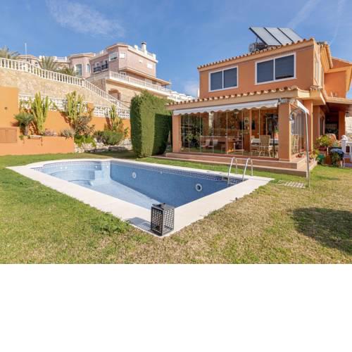 Lavish Villa in Málaga with Swimming Pool