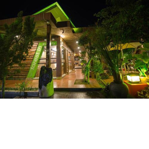 Lawaka Hotel