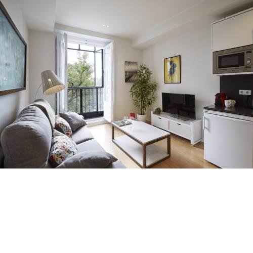 LEEWAYS APARTMENT III in ALCALÁ 99