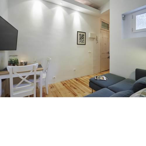 LEEWAYS APARTMENT in MANCEBOS