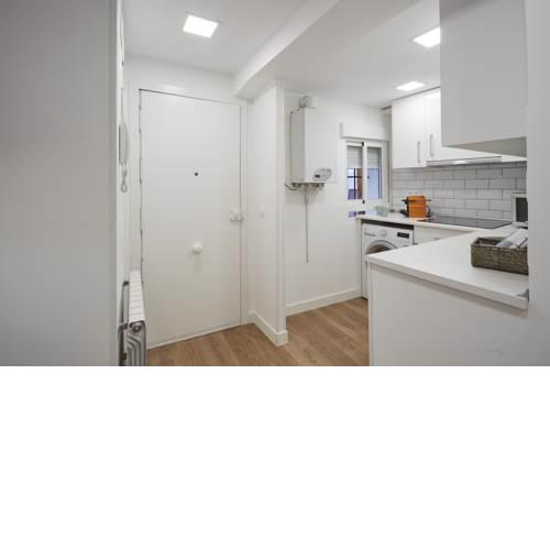 LEEWAYS APARTMENT in SAN LORENZO