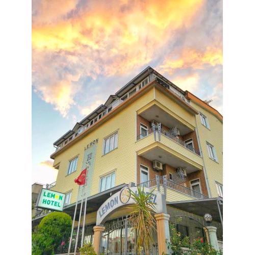 Lemon Hotel