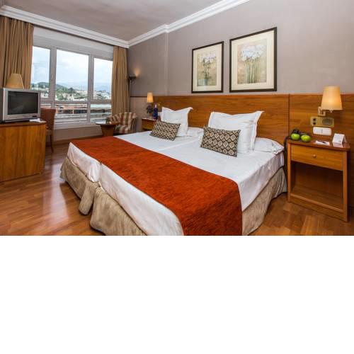 Leonardo Hotel Granada