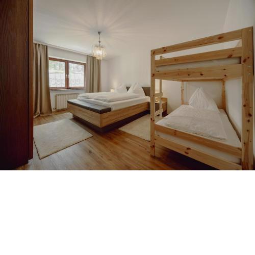 Lerchs Farmhouse 1