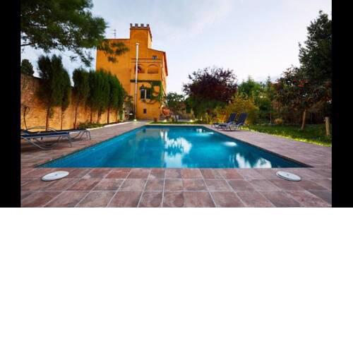 Les Cabanyes Villa Sleeps 18 with Pool