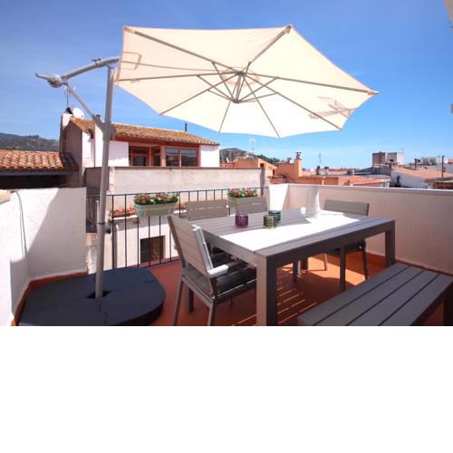 Lets Holidays Centric House with Parking
