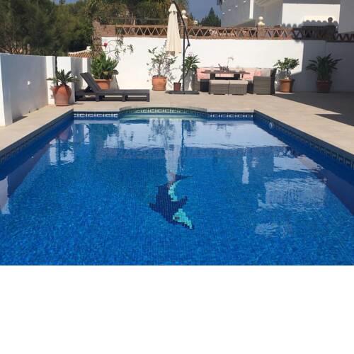 Lets in the Sun Villa Angel