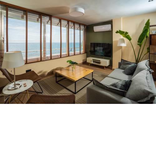 Level 11 Apartment