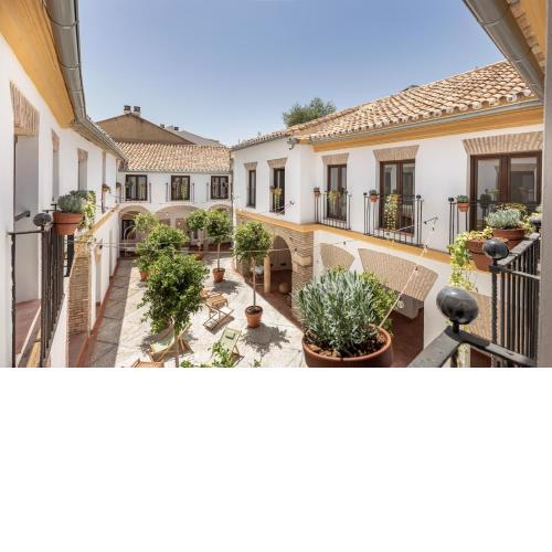 Líbere Córdoba Patio Santa Marta