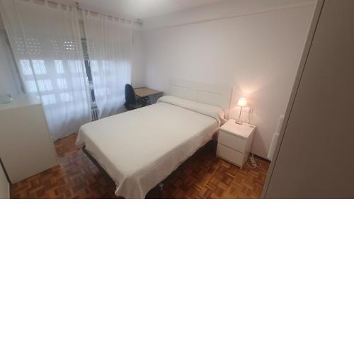 Libertad 10, piso céntrico en Gijón, con WIFI de 3 hab para 5 personas