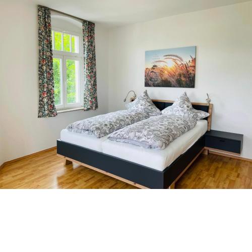 Lichtdurchflutete schicke Ferienwohnung in Zwickau