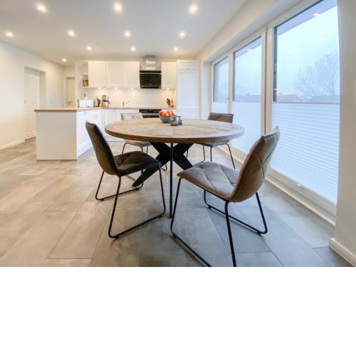 Liegeplatz 4 - Penthouse in exklusiver Lage