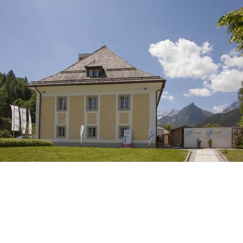 Life Camp