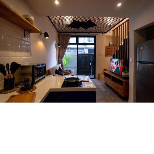 Lil Beag House