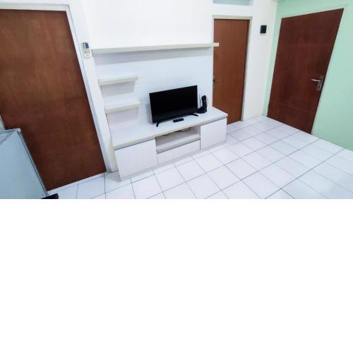 Lily Room at Apartment Cibubur Village