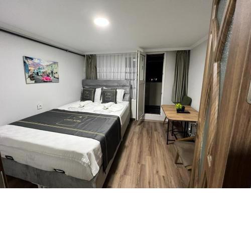 Limon Suites
