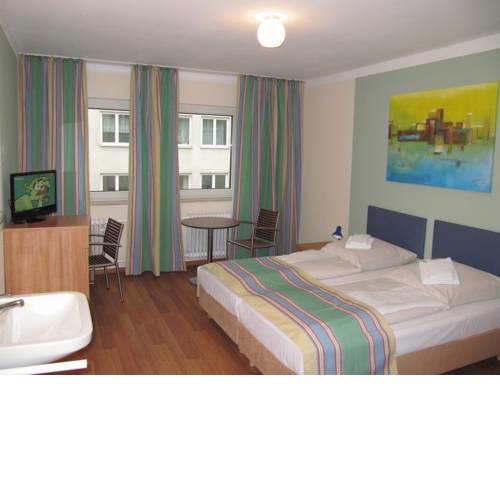 Litty's Hotel