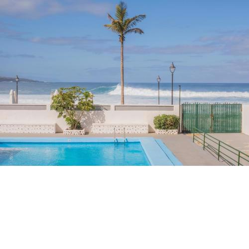Live La Punta Columbus