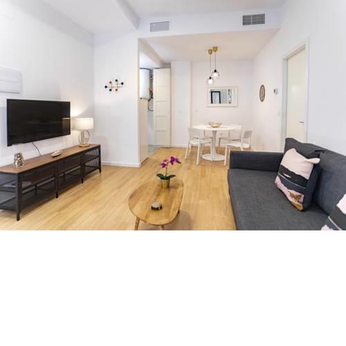 Livemalaga Plaza Suite & Parking