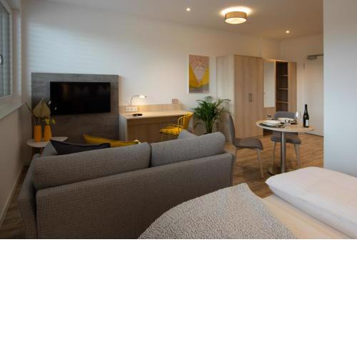 Livin63 Studio Apartments